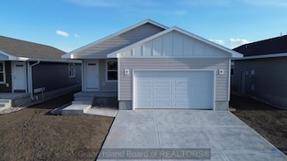 4321 Dawn St, Grand Island, NE 68803