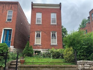 2018 Hickory St, Saint Louis, MO 63104