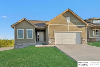 18403 Sage St, Omaha, NE 68136