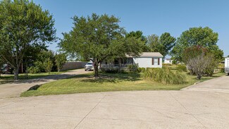 131 Squires Ct, Ferris, TX 75125