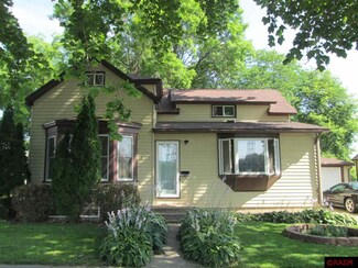 217 217 S 7th Ave, St. James, MN 56081