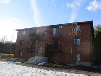 1225 Bodwell Rd Unit 2, Manchester, NH 03109