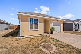 8905 Temple Ave, Lubbock, TX 79423