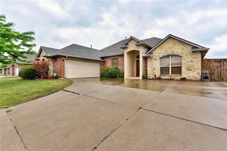 10709 Cliffe Hollow Dr, Oklahoma City, OK 73162