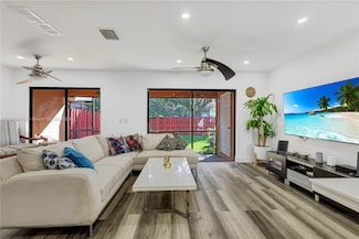 411 NW 103rd Terrace, Pembroke Pines, FL 33026