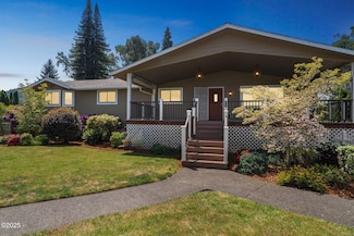 1732 Del Rio Rd, Roseburg, OR 97471