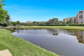 10336 Fairway Rd, Pembroke Pines, FL 33026