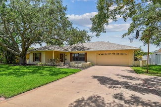 1443 54th Ave NE, Saint Petersburg, FL 33703