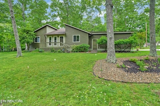 129 Norcross Rd, Crossville, TN 38558