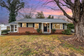 1318 Lamont Dr, Winston Salem, NC 27103