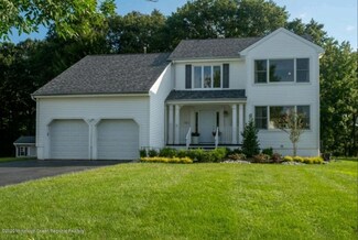 21 Lydia Place, Port Monmouth, NJ 07758