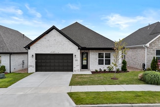 81 Fletcher Ridge Dr, Little Rock, AR 72223