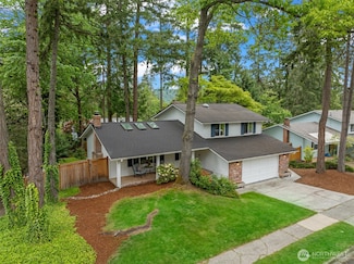 18210 NE 28th St, Redmond, WA 98052