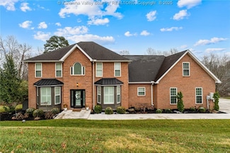 126 Newcomer Rd, Charleston, WV 25309