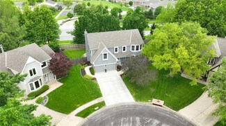 11821 W 128th St, Overland Park, KS 66213