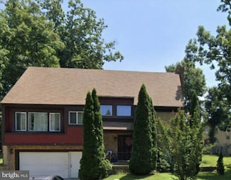 6701 Kerman Ct, Lanham, MD 20706