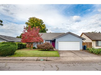 1360 Luella St, Eugene, OR 97401