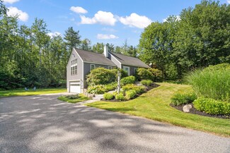 12 Christopher Rd, Kennebunk, ME 04043