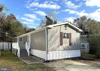 126 Main St, Lothian, MD 20711