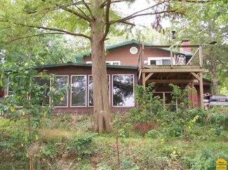 25142 Timber Lake Dr, Warsaw, MO 65355