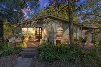 21621 Lake Seneca Rd, Eustis, FL 32736