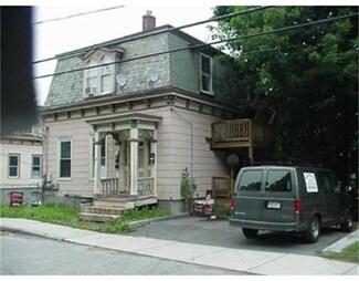 52 Newton St, Marlborough, MA 01752