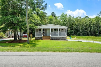 208 General Moultrie Dr, Bonneau, SC 29431