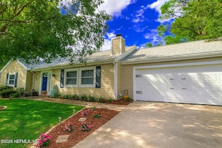 2189 The Woods Dr E, Jacksonville, FL 32246