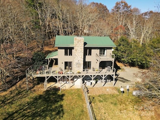 36 Randall Dr, Fairview, NC 28730