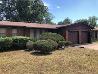 12528 E 18th St, Tulsa, OK 74128