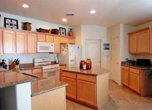 545 S Laguna Dr, Cornville, AZ 86325