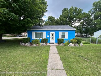 701 Robert St, Lansing, MI 48910