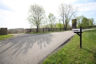 780 Turkey Knob Rd, Greensboro, PA 15338