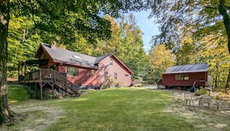 5 E Hill Rd, Townshend, VT 05353