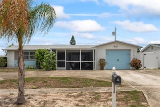 5321 Mosaic Dr, Holiday, FL 34690