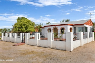 1221 E 13th St, Tucson, AZ 85719