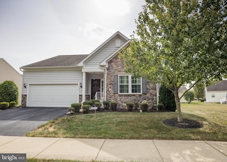 535 Hambleton Ln, Newark, DE 19702
