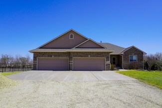 3830 S Cypress St, Derby, KS 67037