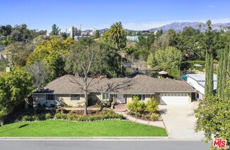 1315 S Euclid Ave, Pasadena, CA 91106