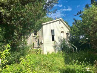 515 Tyus St, Chattahoochee, FL 32324