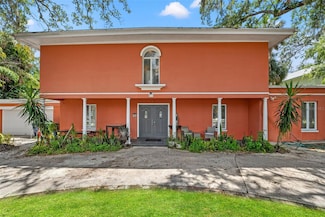 817 S West Shore Blvd, Tampa, FL 33609
