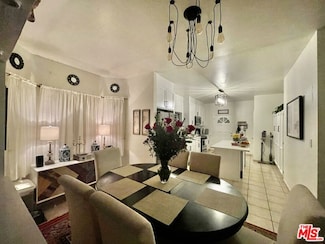 1732 Hauser Blvd, Los Angeles, CA 90019