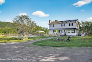 109 Paul Horn Rd, Catskill, NY 12414