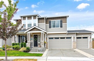 918 Rainier Loop, Mount Vernon, WA 98274