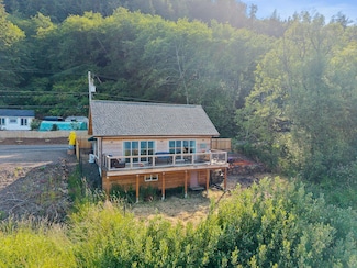 2375 Bayocean Rd NW, Tillamook, OR 97141
