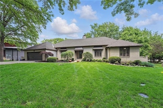 11203 Cedar St, Leawood, KS 66211