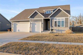 206 Park View Ln, Madrid, IA 50156