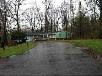 1024 Greenhills Rd, Toledo, OH 43607