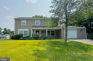 52 Barker Ln, Willingboro, NJ 08046
