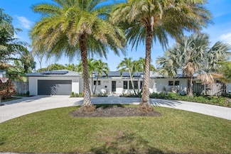 2725 NE 35th Ct, Fort Lauderdale, FL 33308